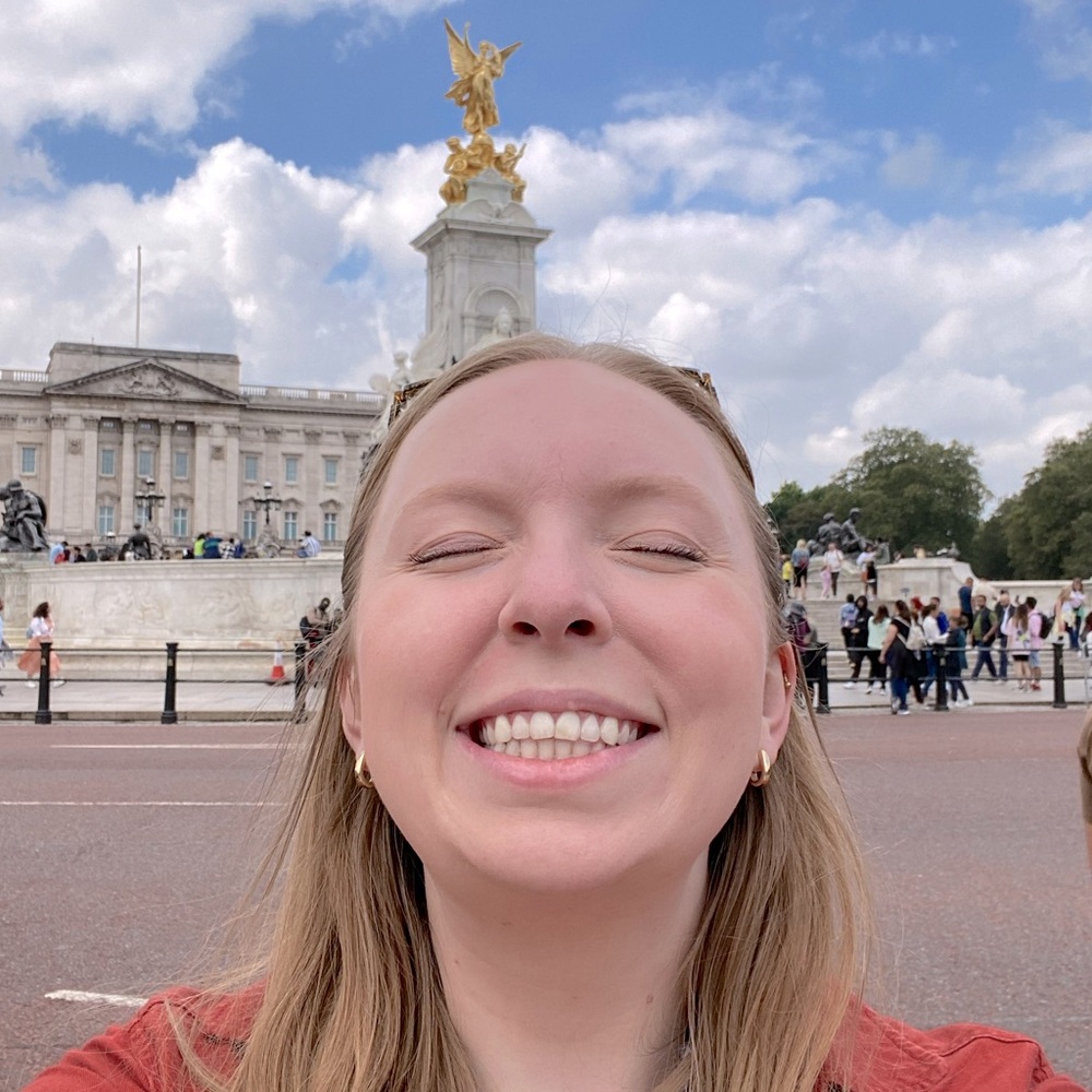 Meet your Posher, Cydney